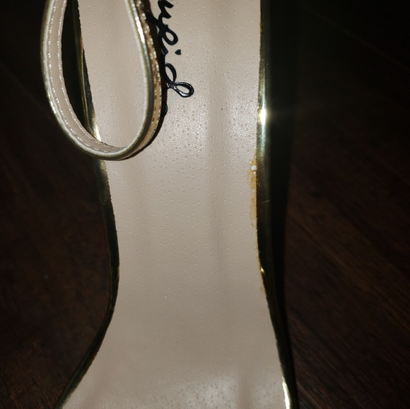 NEW Qupid Grammy-01 Champagne High Heeled Stilettos - Picture 9 of 9